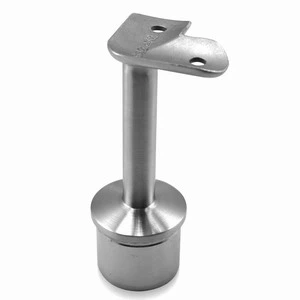 Dukungan Handling Stainless Steel 90 Derajat untuk Baluster Balap